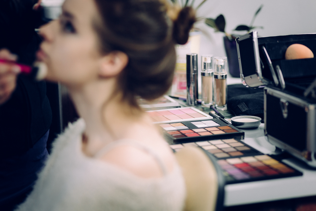 Makeup Specialist Outlook For 2021