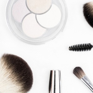 How Long Should You Keep Makeup Products?